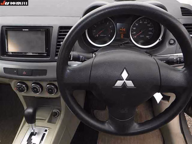 MITSUBISHI GALANT FORTIS