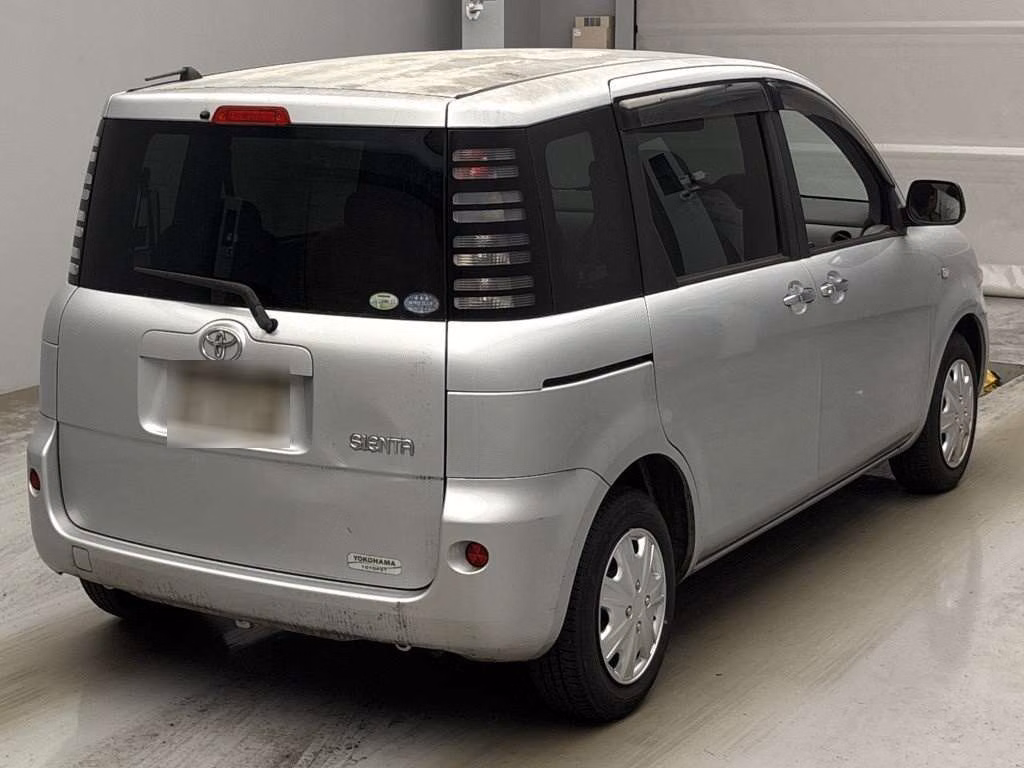 TOYOTA SIENTA