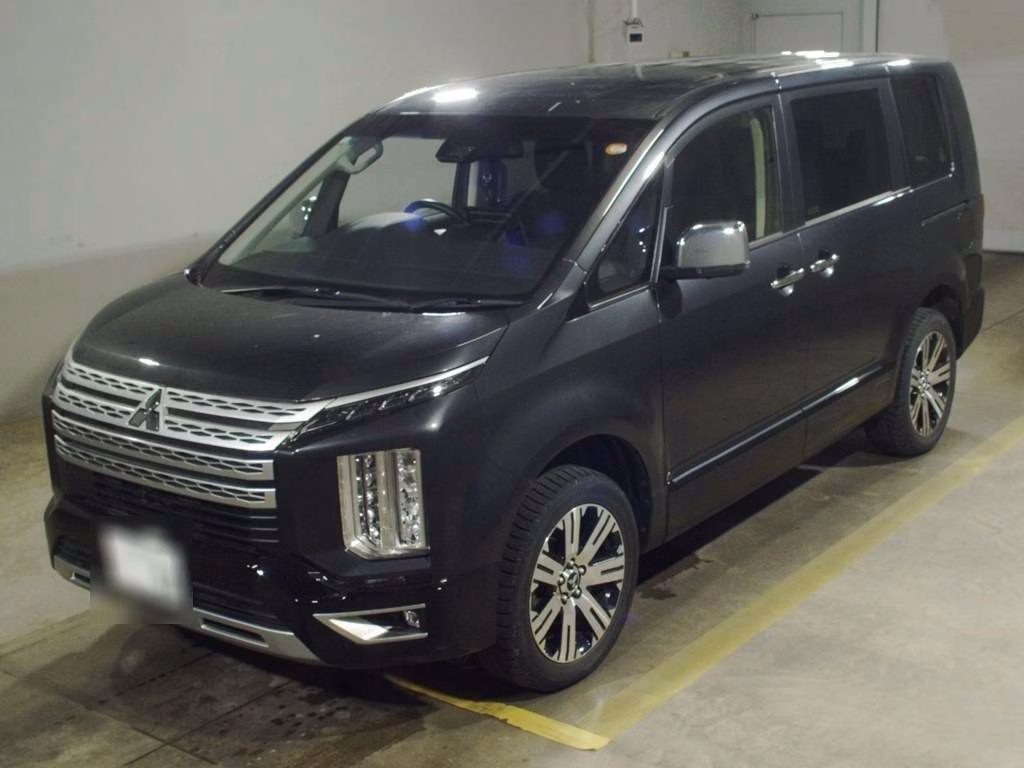 MITSUBISHI DELICA D:5