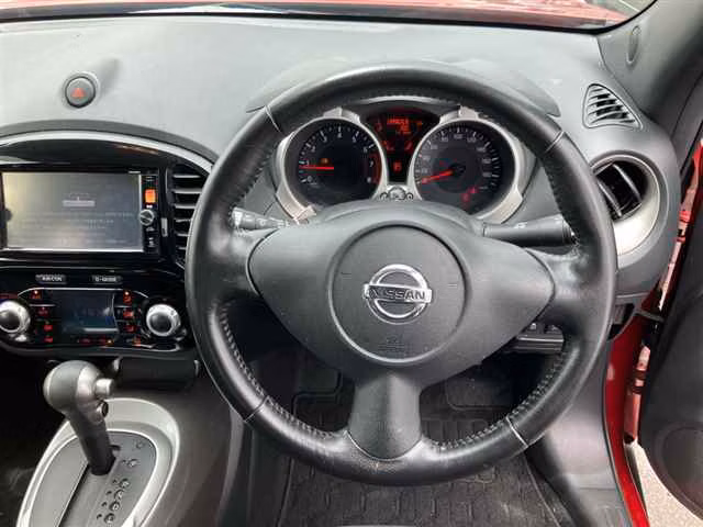 NISSAN JUKE