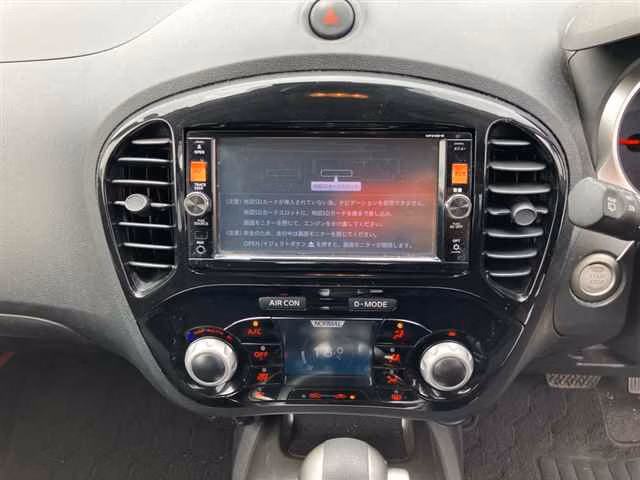 NISSAN JUKE