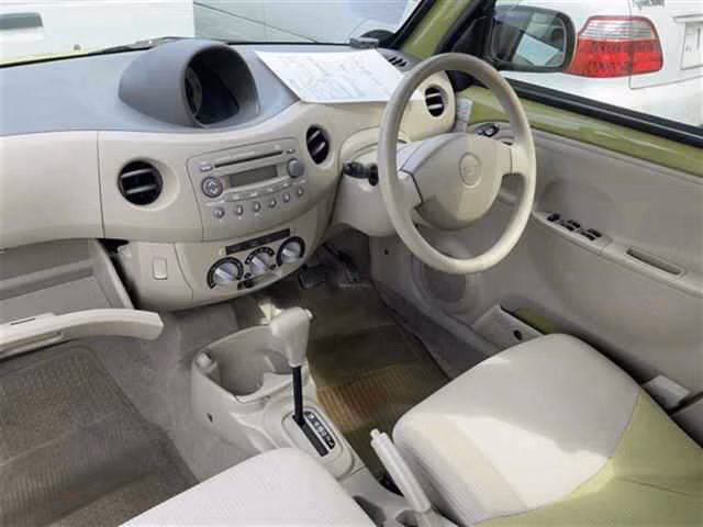 DAIHATSU ESSE