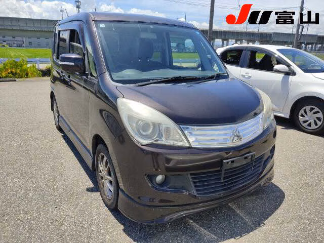 MITSUBISHI DELICA D:2