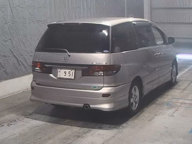 TOYOTA ESTIMA