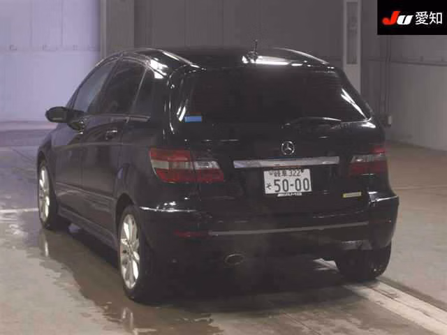 MERCEDES-BENZ B-CLASS