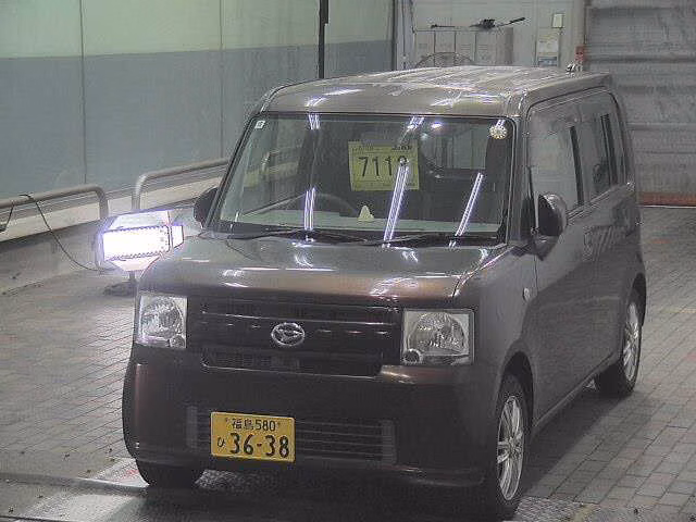 DAIHATSU MOVE CONTE