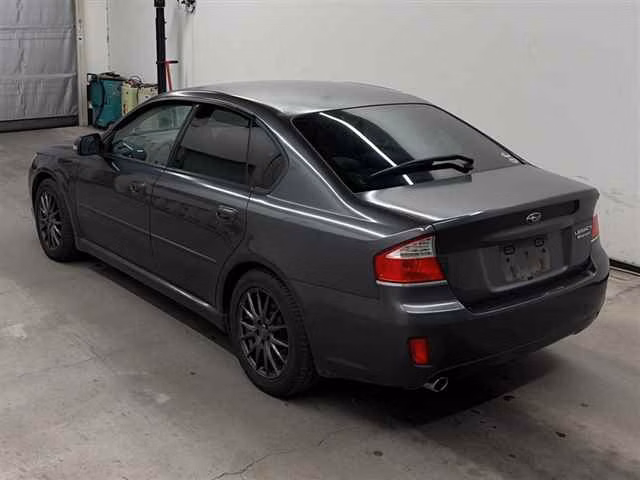 SUBARU LEGACY B4