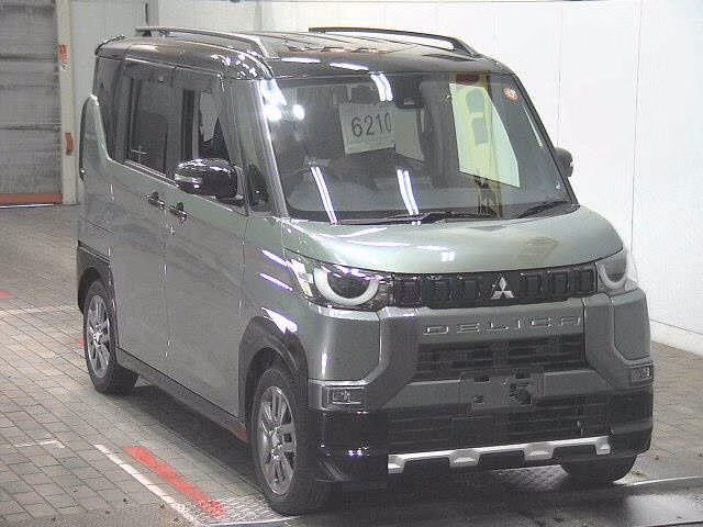MITSUBISHI DELICA MINI