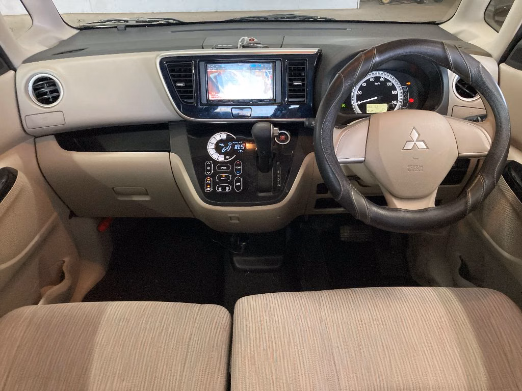 MITSUBISHI EK SPACE