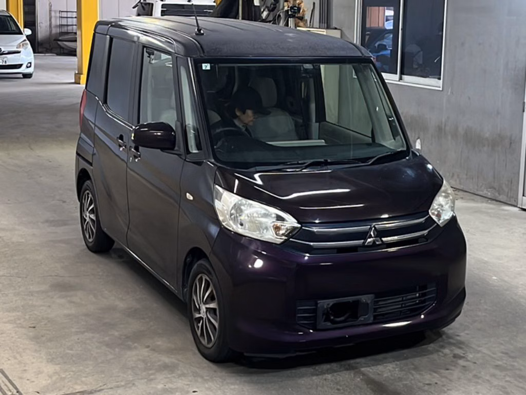 MITSUBISHI EK SPACE
