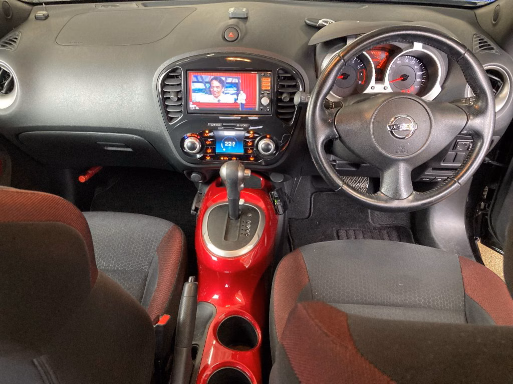 NISSAN JUKE