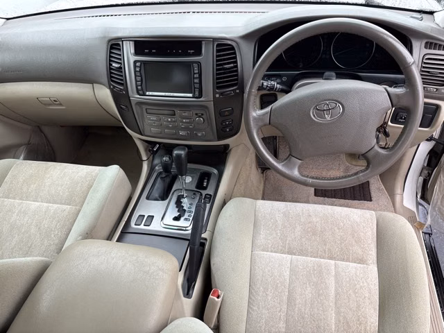 TOYOTA LAND CRUISER