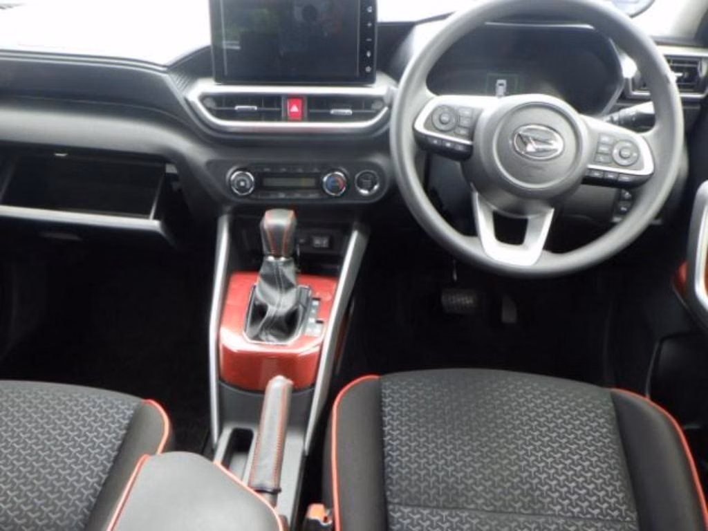 DAIHATSU ROCKY
