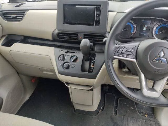 MITSUBISHI EK SPACE