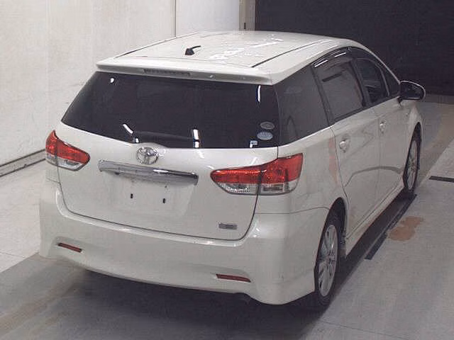 TOYOTA WISH