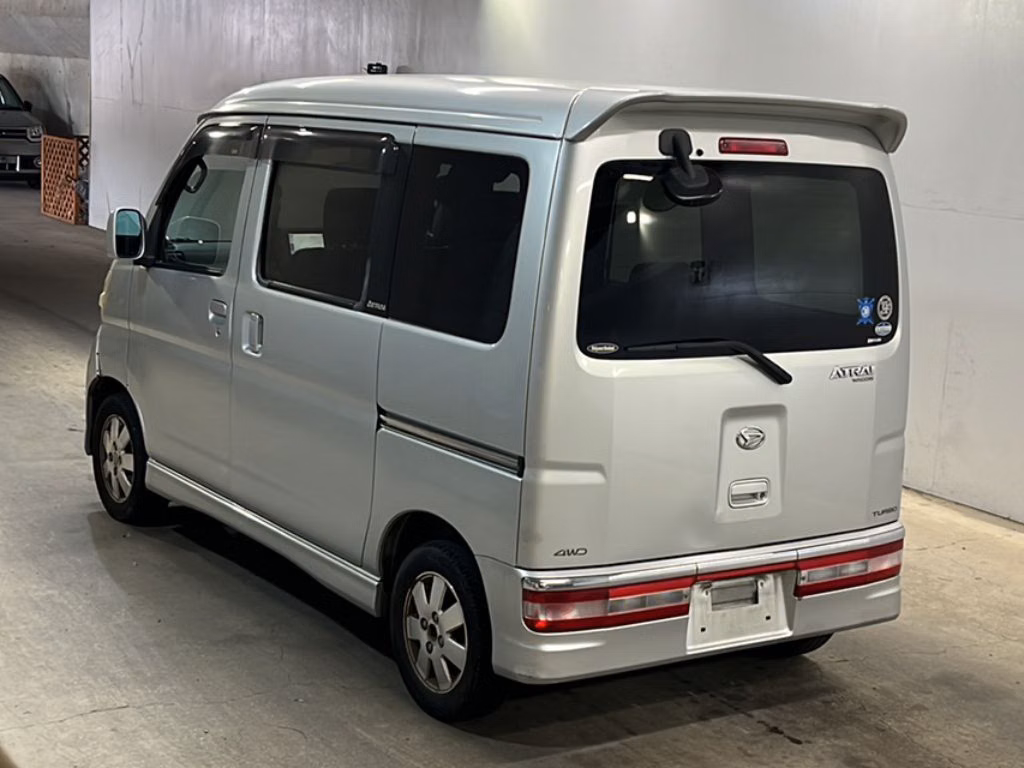 DAIHATSU ATRAI