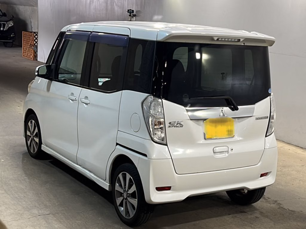 MITSUBISHI EK SPACE