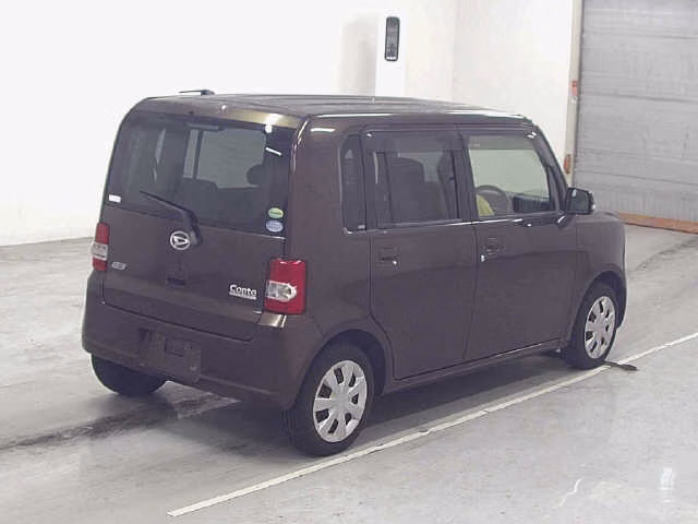DAIHATSU MOVE CONTE