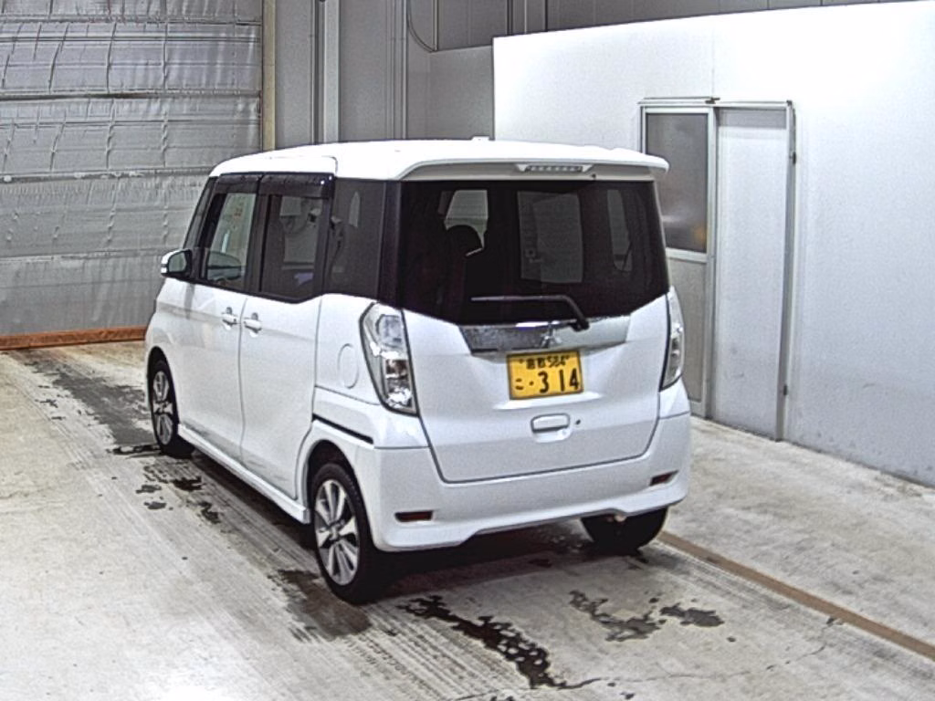MITSUBISHI EK SPACE