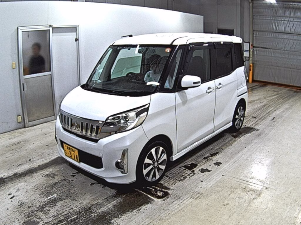 MITSUBISHI EK SPACE