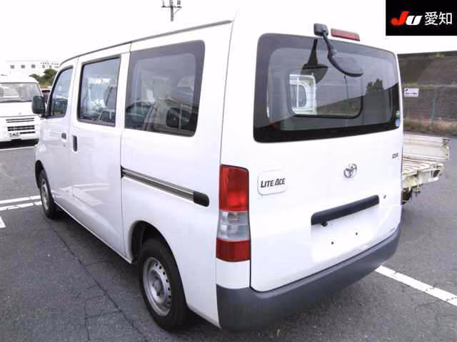 TOYOTA LITE ACE