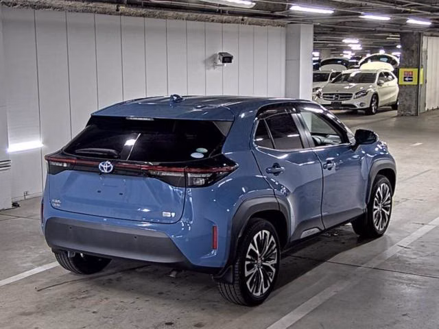 TOYOTA YARIS CROSS