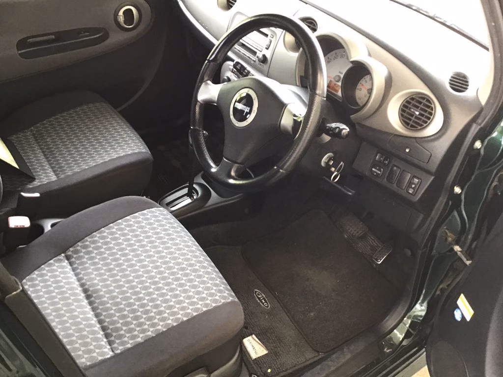 DAIHATSU MIRA GINO