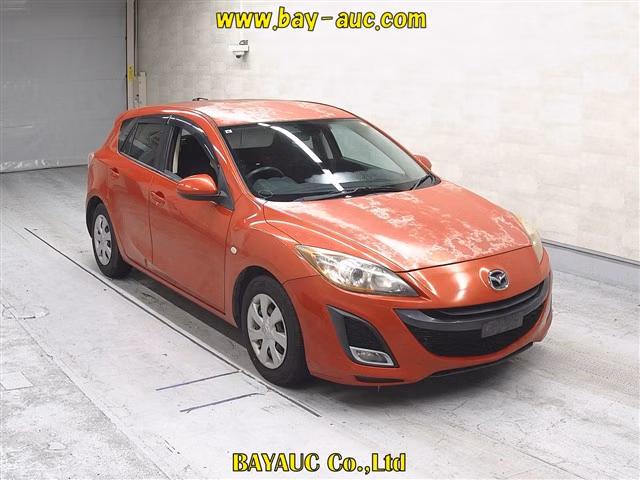 MAZDA AXELA