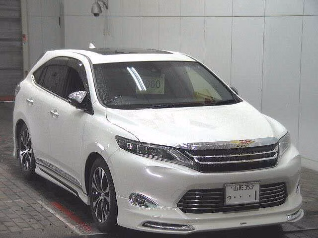 TOYOTA HARRIER