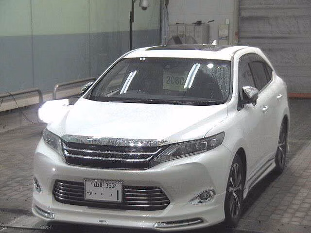 TOYOTA HARRIER