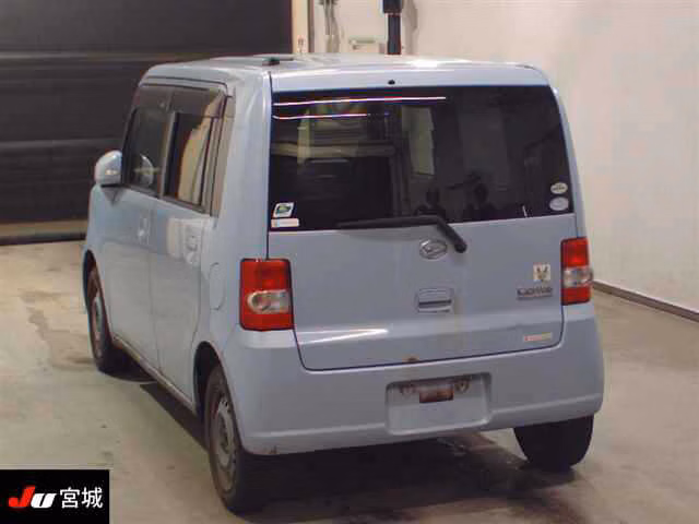 DAIHATSU MOVE CONTE