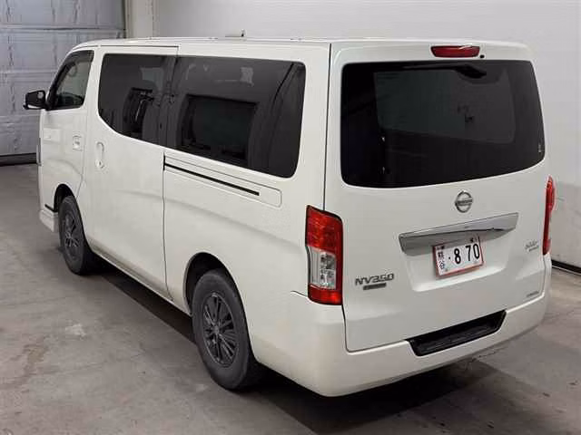 NISSAN NV350 CARAVAN