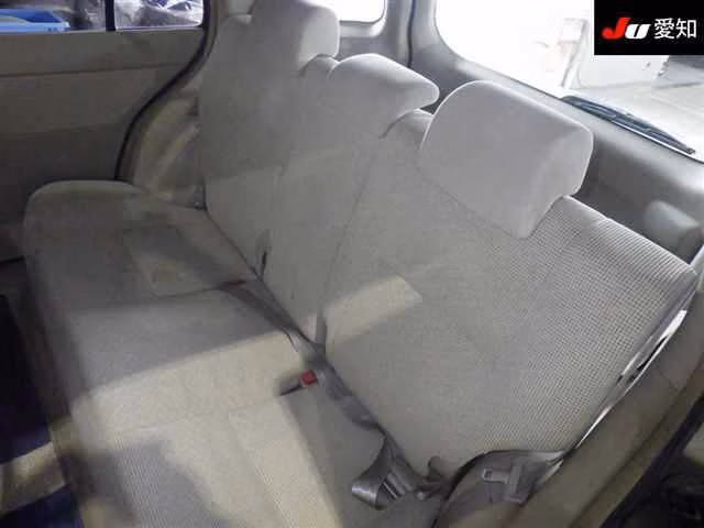 TOYOTA RAUM