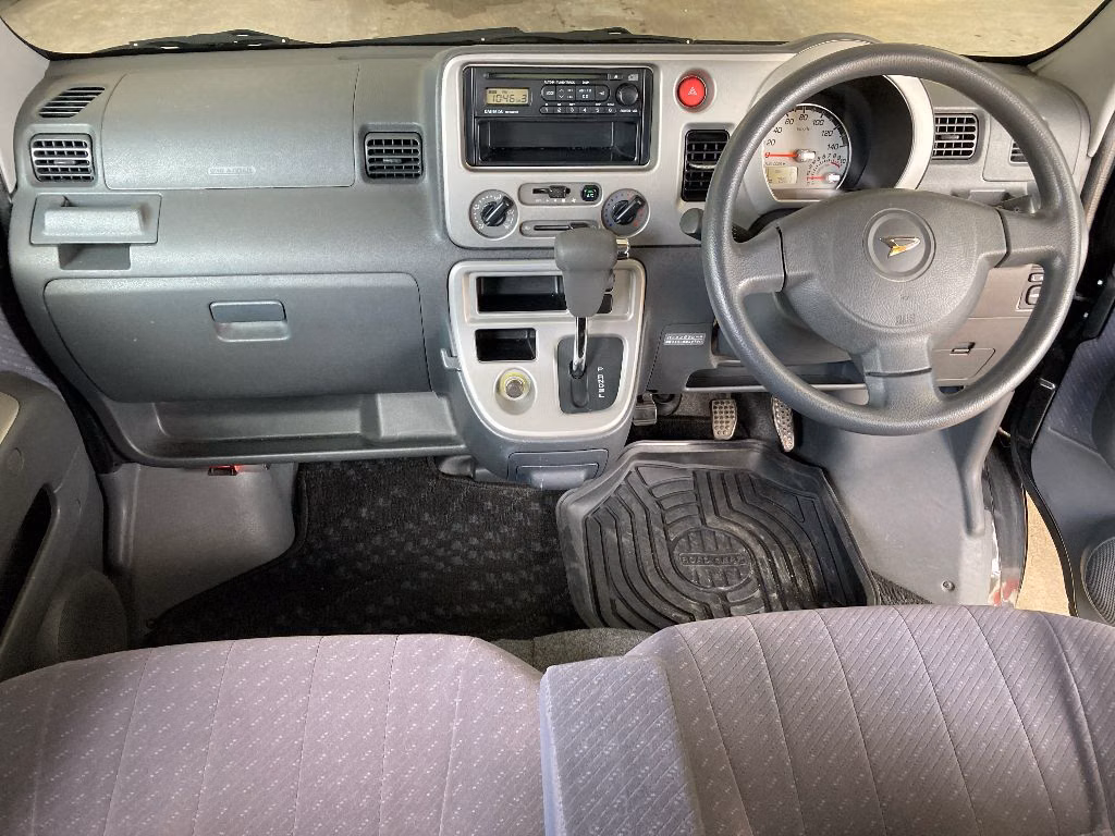 DAIHATSU ATRAI