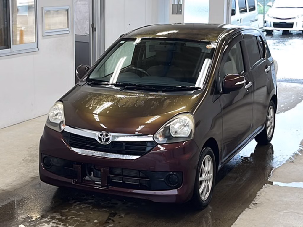 TOYOTA PIXIS EPOCH