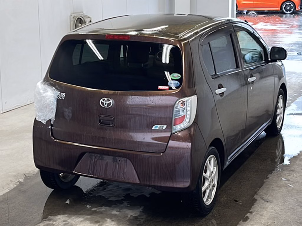 TOYOTA PIXIS EPOCH