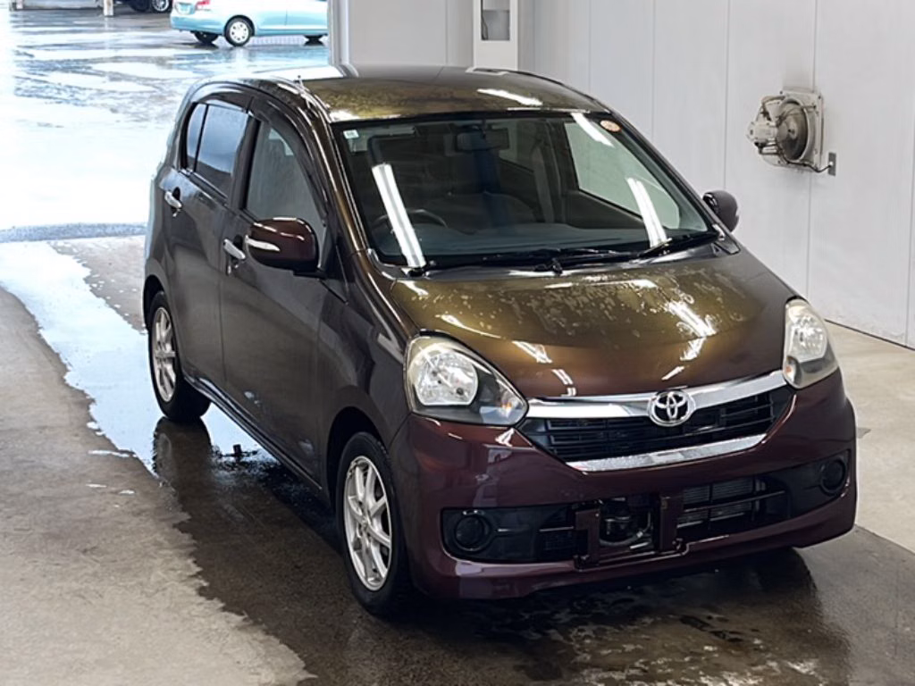 TOYOTA PIXIS EPOCH