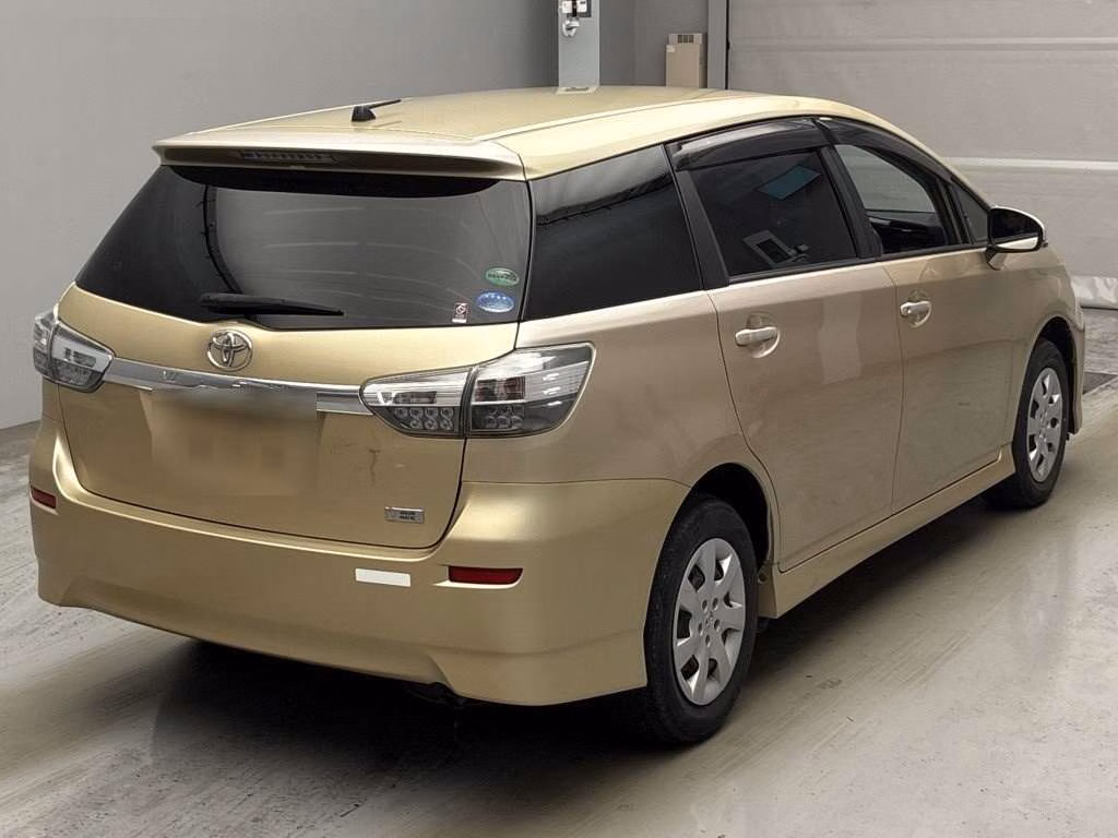 TOYOTA WISH