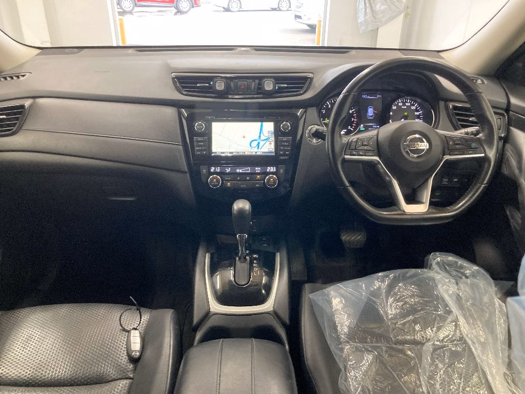 NISSAN X-TRAIL
