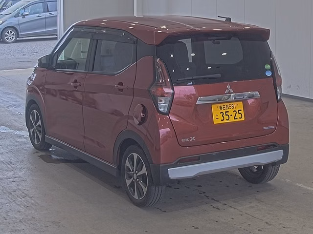 MITSUBISHI EK X