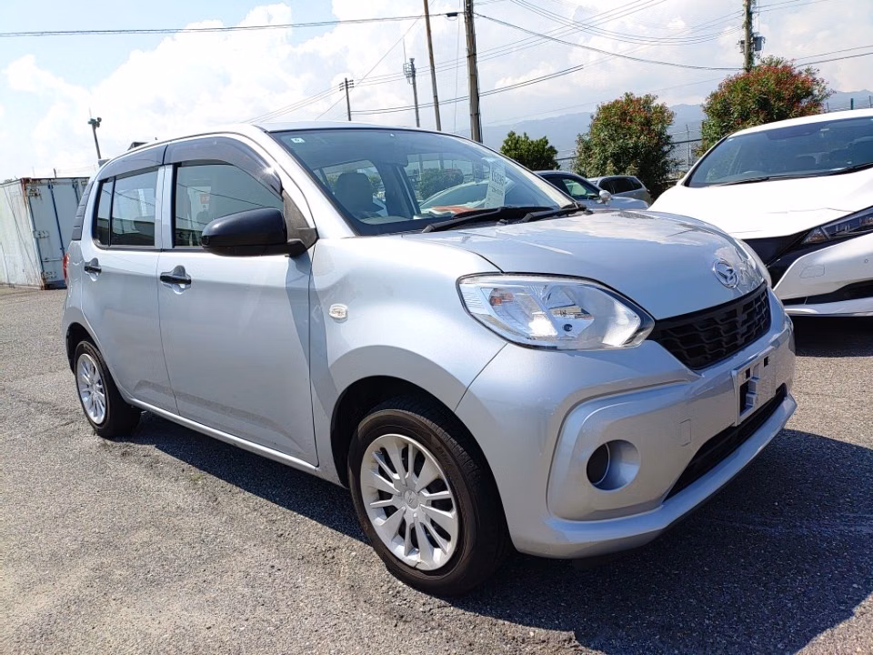 DAIHATSU BOON
