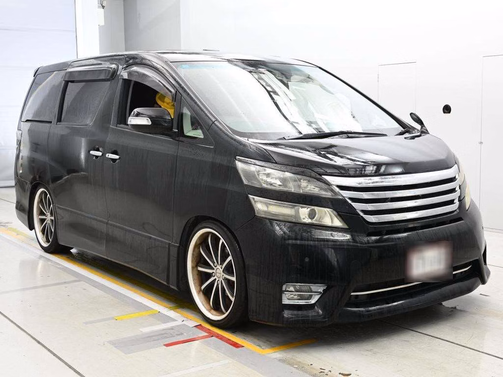 TOYOTA VELLFIRE