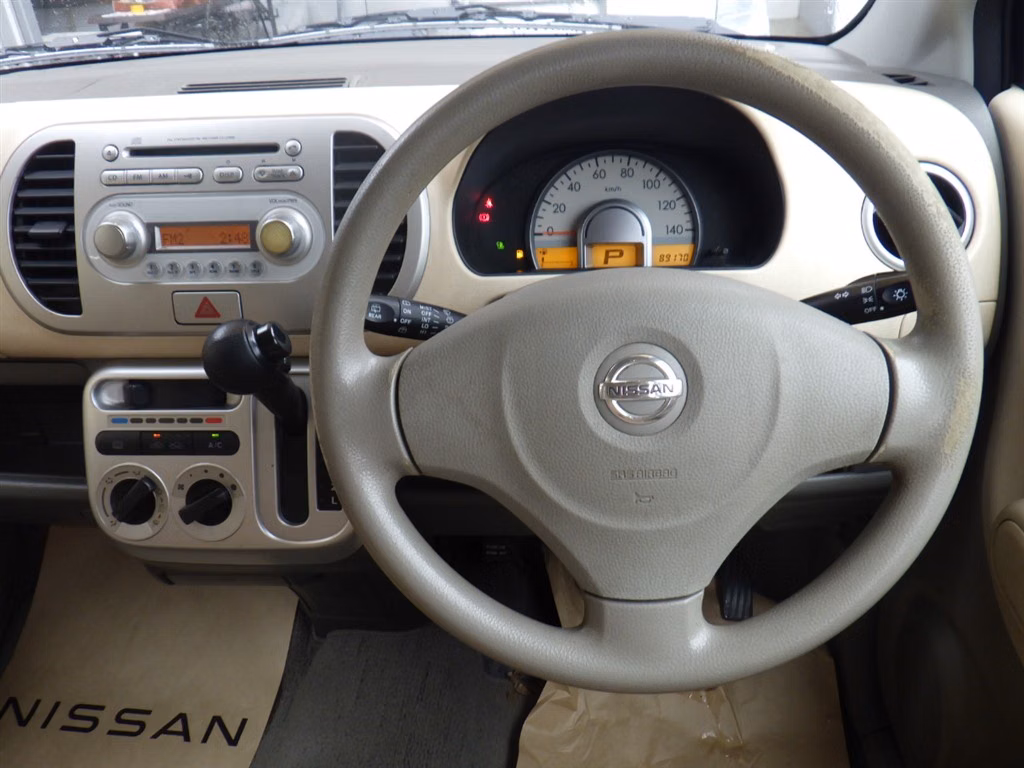 NISSAN MOCO