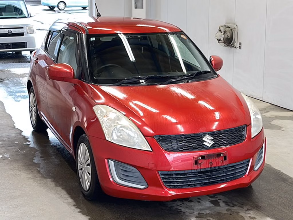 SUZUKI SWIFT