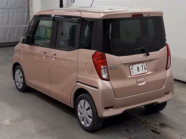 MITSUBISHI EK SPACE