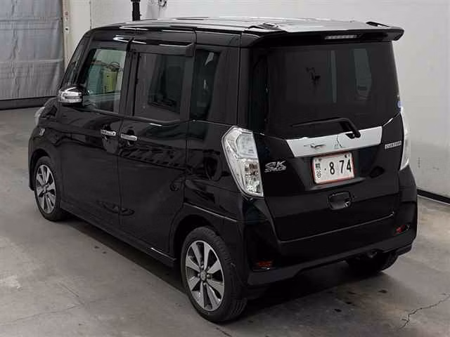 MITSUBISHI EK SPACE