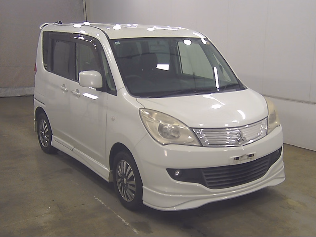 MITSUBISHI DELICA D:2