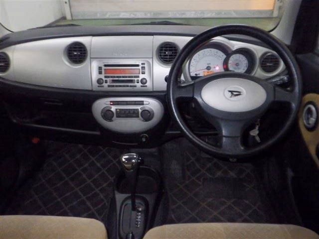 DAIHATSU MIRA GINO
