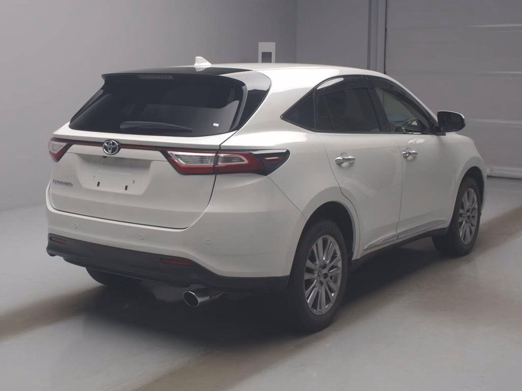 TOYOTA HARRIER
