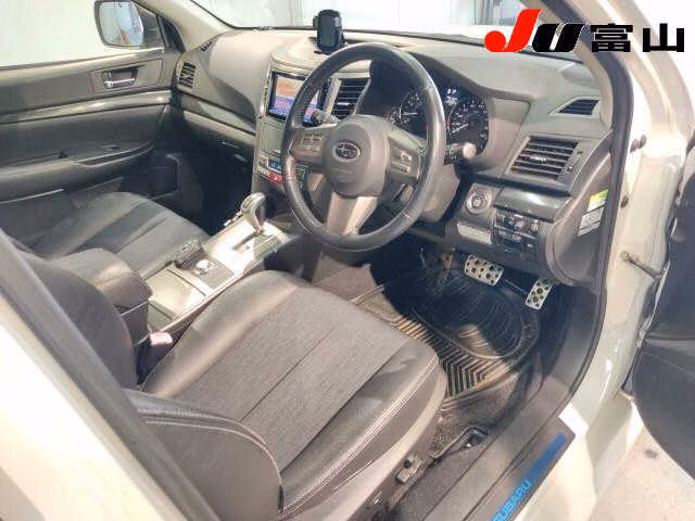 SUBARU LEGACY
